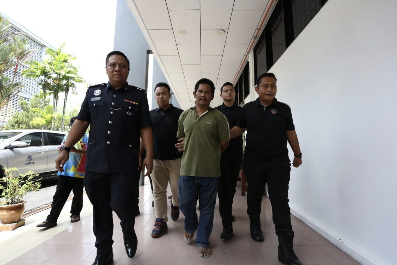 Belum Pun Sempat Tarik Nafas Lega, Pemandu Lori Langgar FRU Ditahan Semula, Kali Ini Kes Curi Lembu Pula