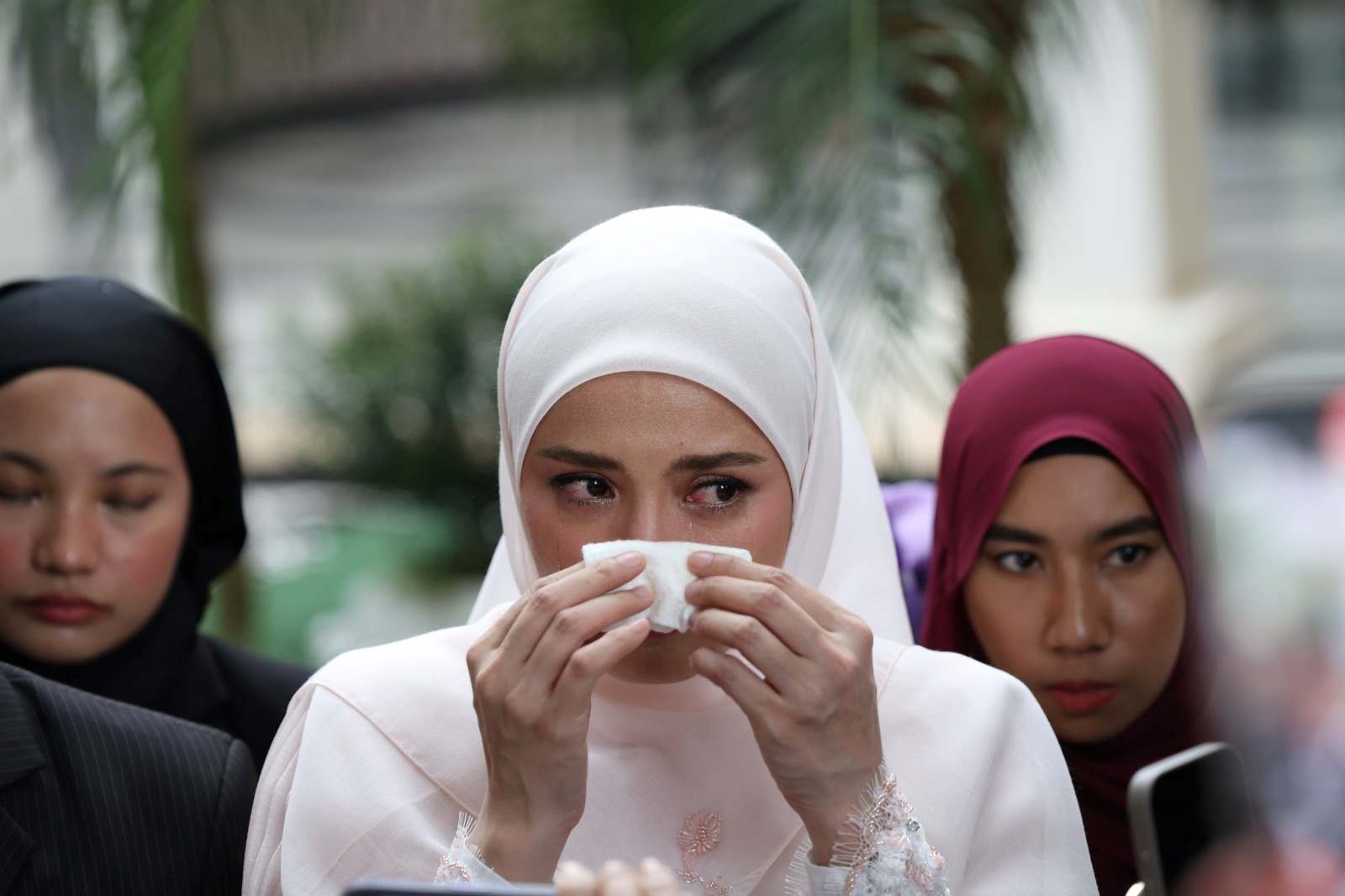 Tudung Tak Bayar, Hutang RM4.65 Juta? — Feline Dakwa Syarikat Tudung Milik Selebriti Popular Gagal Selesai Bayaran Besar, Cek Pun ‘Melompat