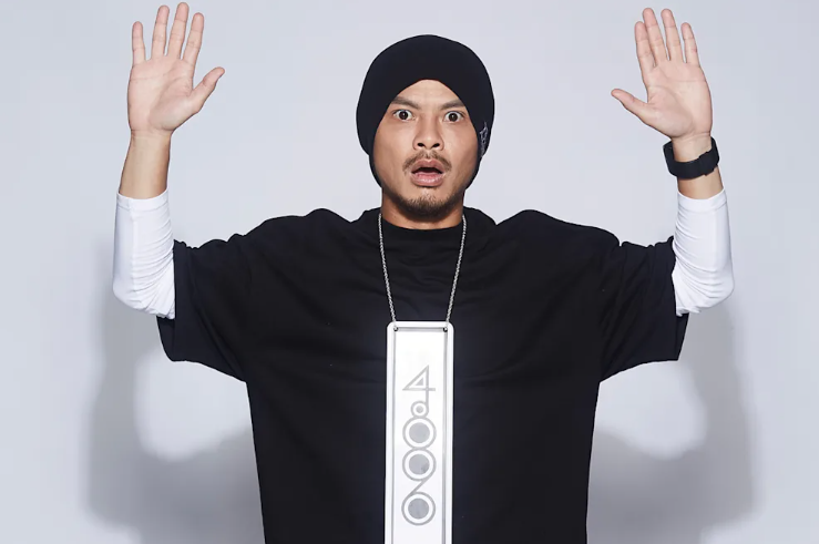 Influencer Terkenal Ditemui Mati Dalam Bilik Yang Didiami Namewee