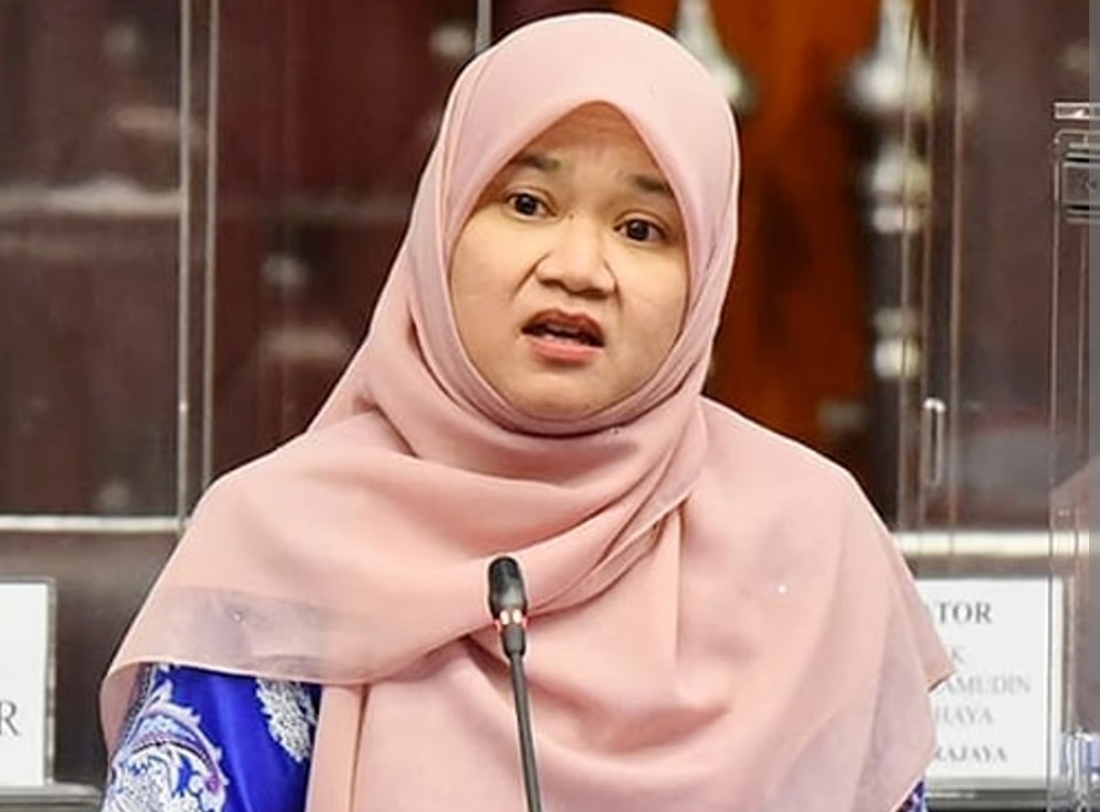 Mulai Sesi Baru, Satu Kelas Akan Diajar Oleh Dua Guru Serentak Untuk Subjek Yang Berbeza